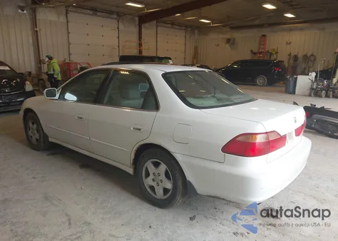1999 Honda Accord Ex V6 z USA, uszkodzony, nr VIN 1HGCG1651XA047531